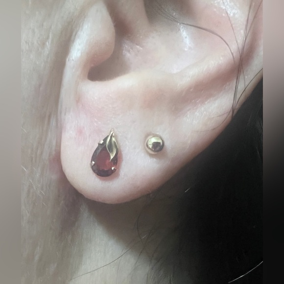 Teardrop 14k Gold Garnet Stud Earrings - Picture 9 of 9